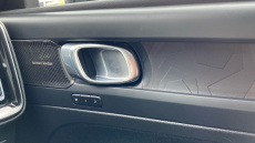 Volvo Xc40 1.5 T5 Recharge PHEV Ultimate Dark 5dr Auto Estate